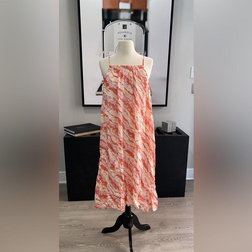 BRAND NEW! Tie-Dye Really Cute Summery Dress Midi Length Cute Tie Detail On Back